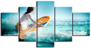 Affiche surfeuse